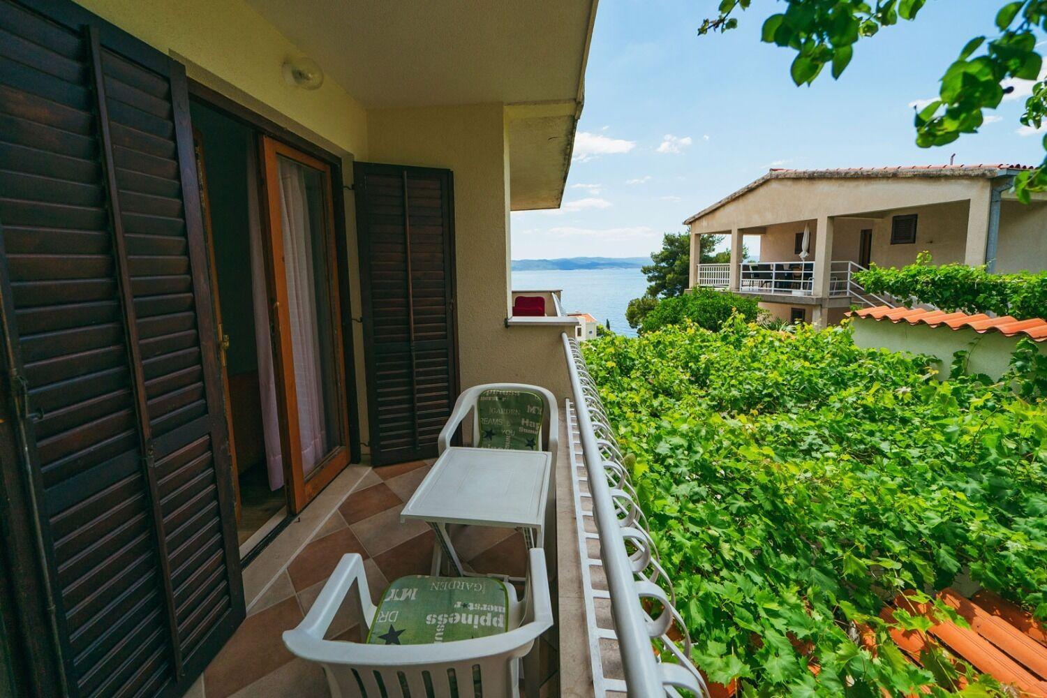 Apartments Lovre - Close To The Sea Brela Exteriér fotografie